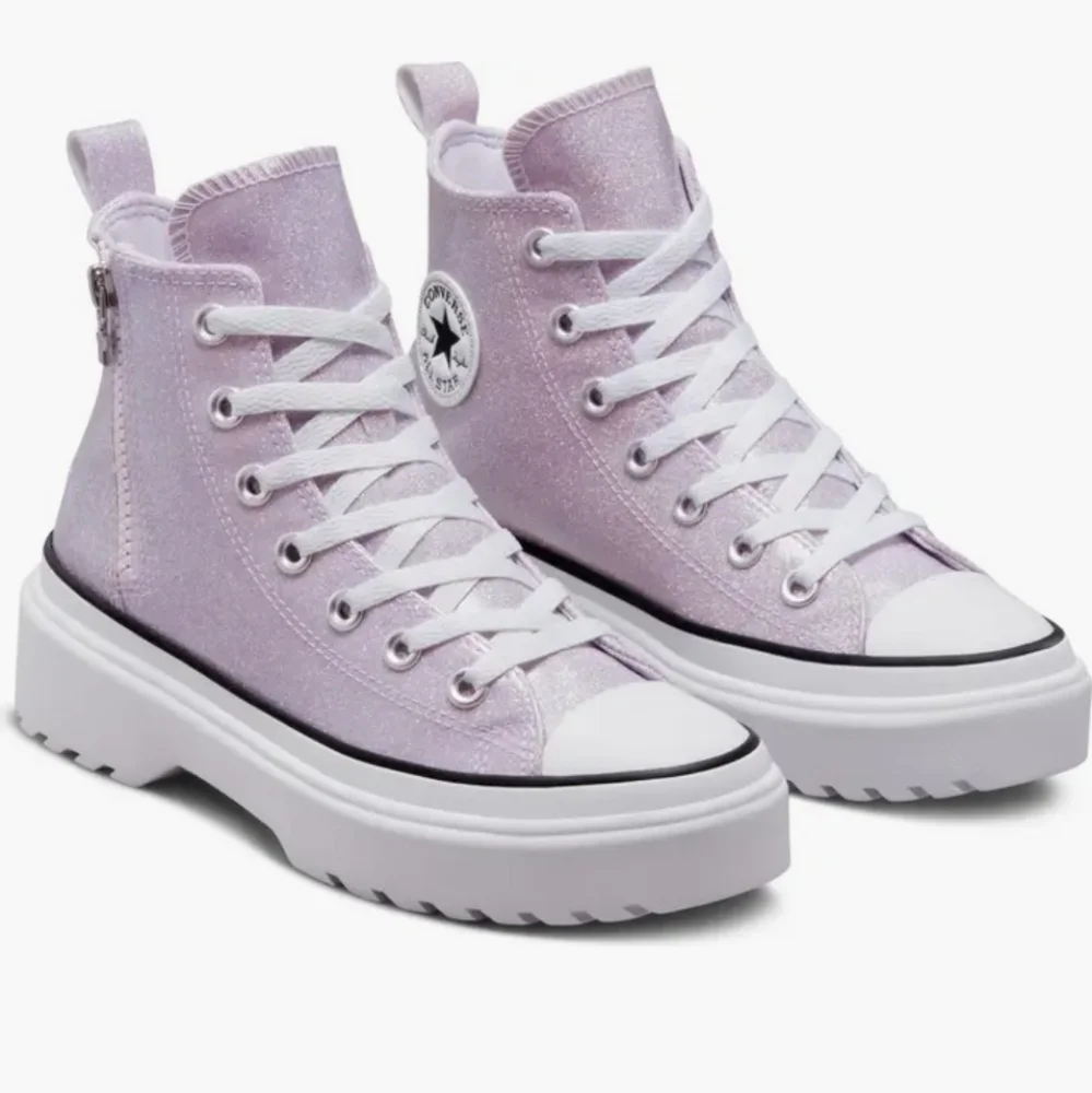 Chuck Taylor All Star Glitter Lugged Sneaker